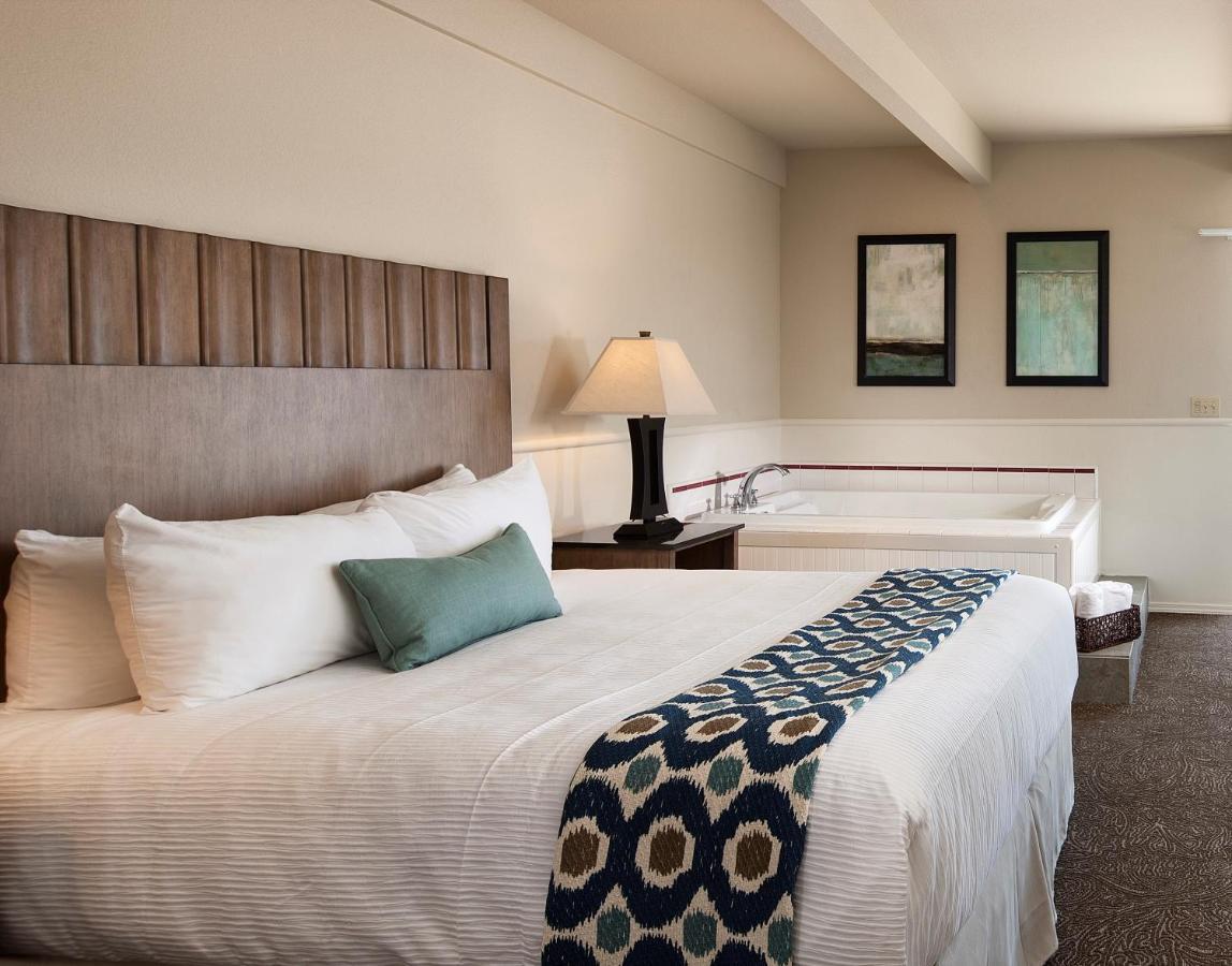 Cambria Landing Inn And Suites Eksteriør bilde