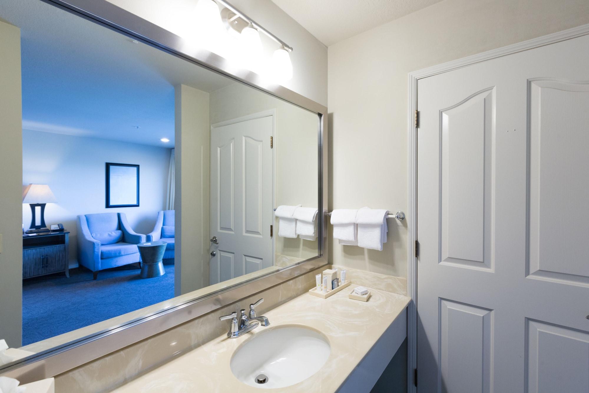 Cambria Landing Inn And Suites Eksteriør bilde