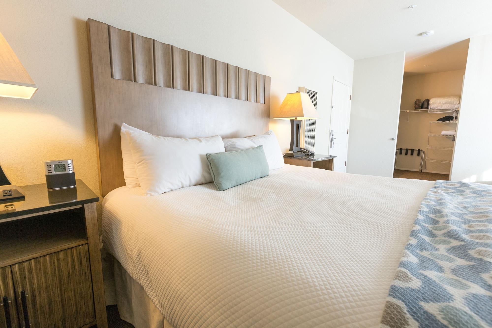 Cambria Landing Inn And Suites Eksteriør bilde