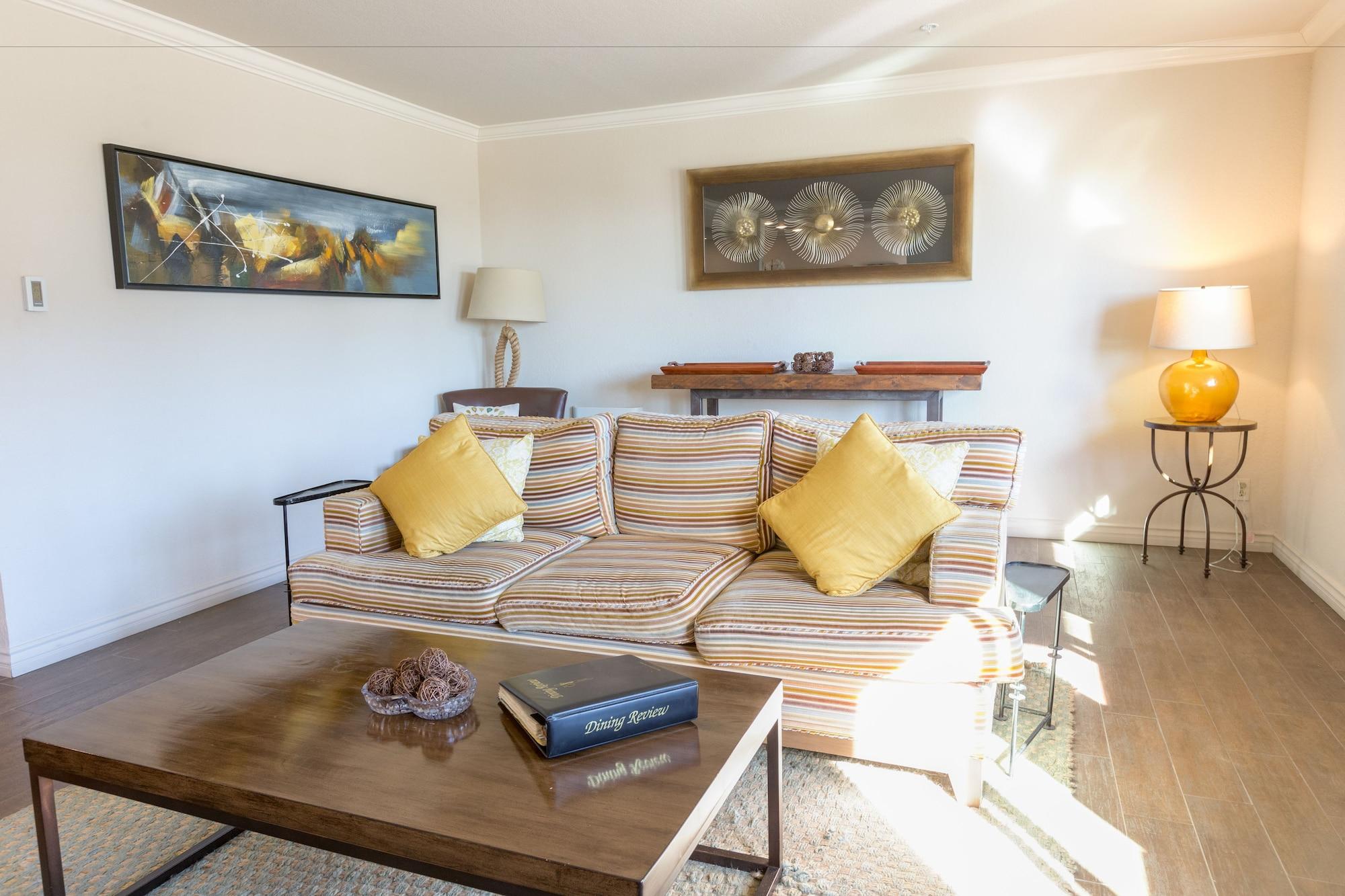 Cambria Landing Inn And Suites Eksteriør bilde