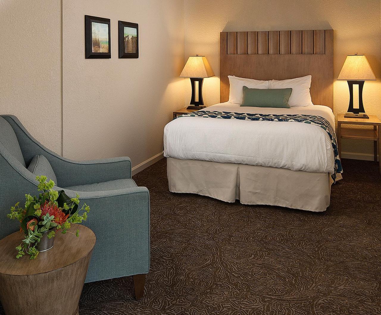 Cambria Landing Inn And Suites Eksteriør bilde