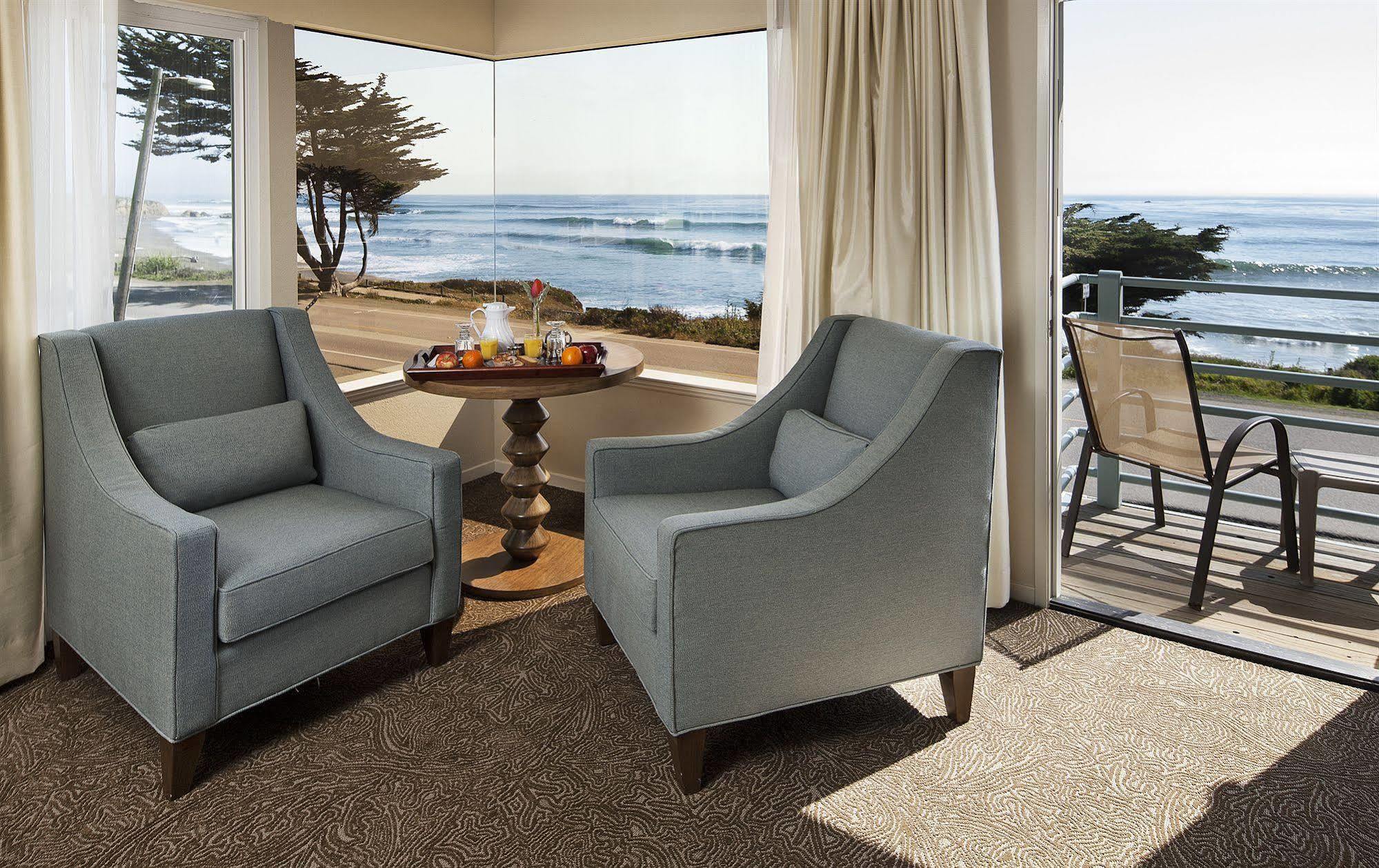 Cambria Landing Inn And Suites Eksteriør bilde